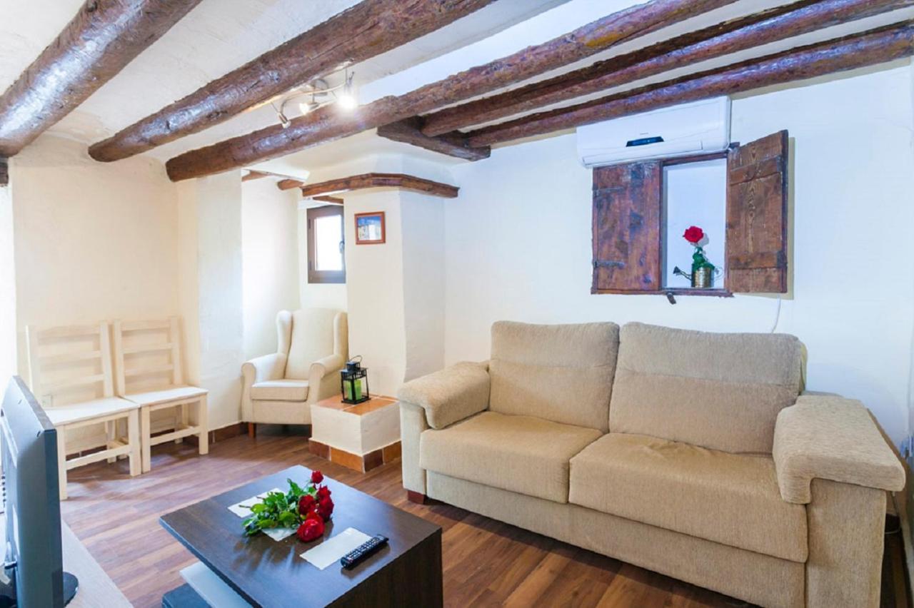 Apartamentos Casa Samper Santa Eulalia de Gállego Pokoj fotografie