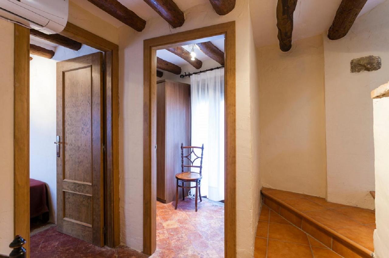 Apartamentos Casa Samper Santa Eulalia de Gállego Pokoj fotografie